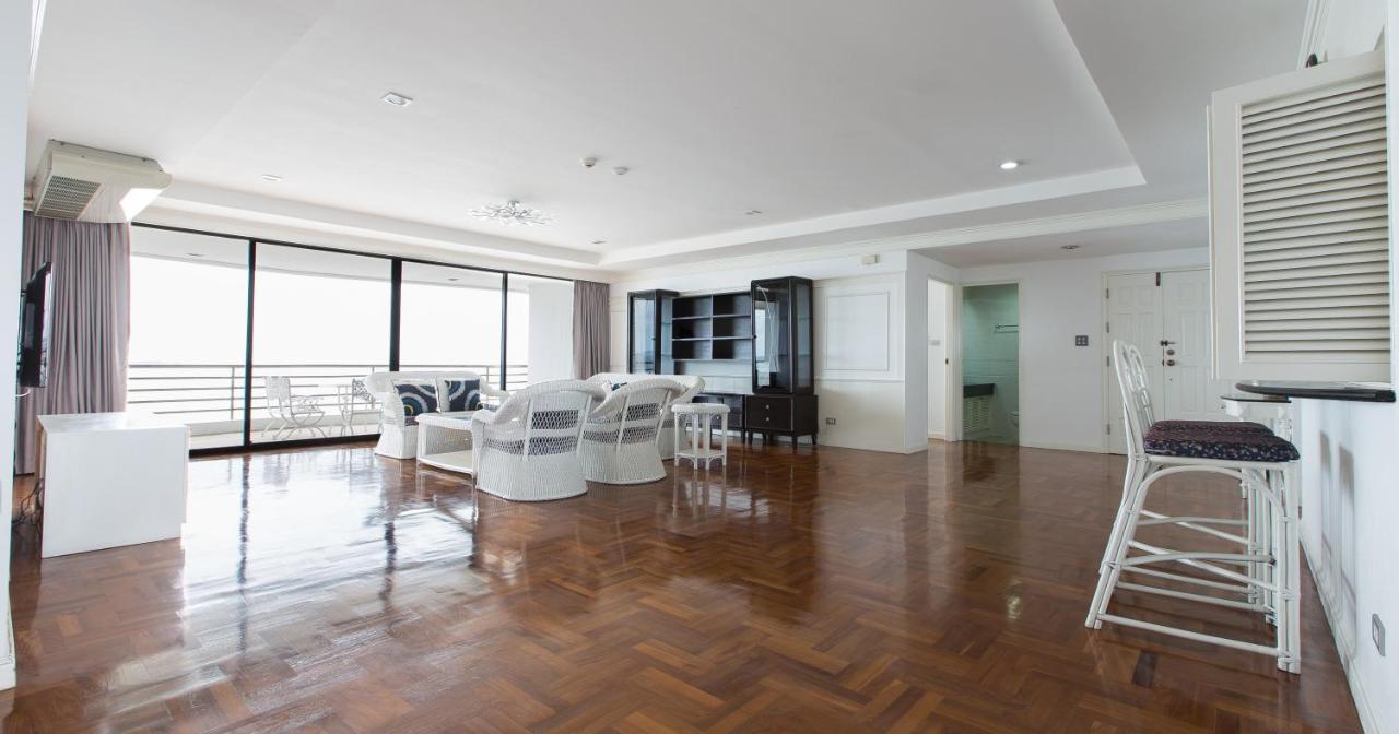Spacious Room With Ocean & City View Pattaya Zewnętrze zdjęcie